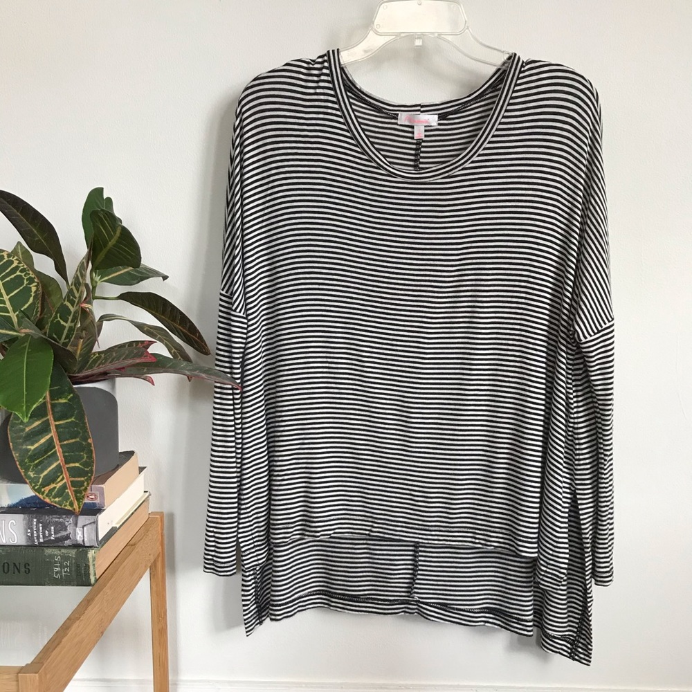 Black and white stripe long sleeve dolman tee